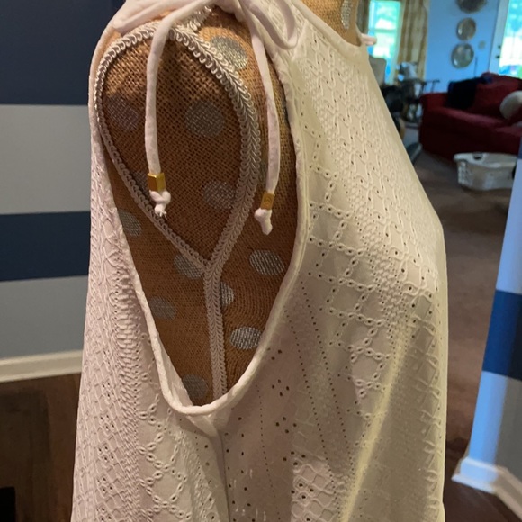 Michael Kors white eyelet New top sleeveless - Picture 3 of 8